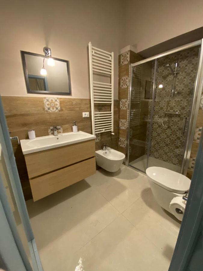 Luse Studios 1 奥斯图尼 外观 照片